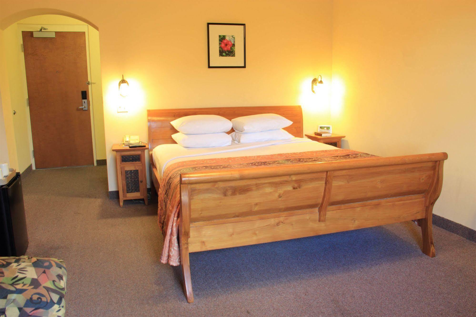 Tradewinds Hotel Pago Pago Екстер'єр фото
